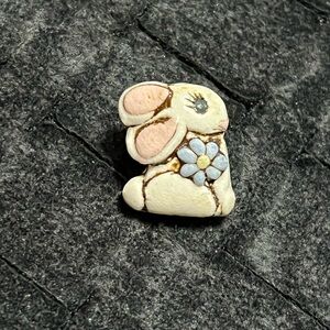 Vintage Cream Bunny Flower Enamel Pin - Pastel Pink & Blue